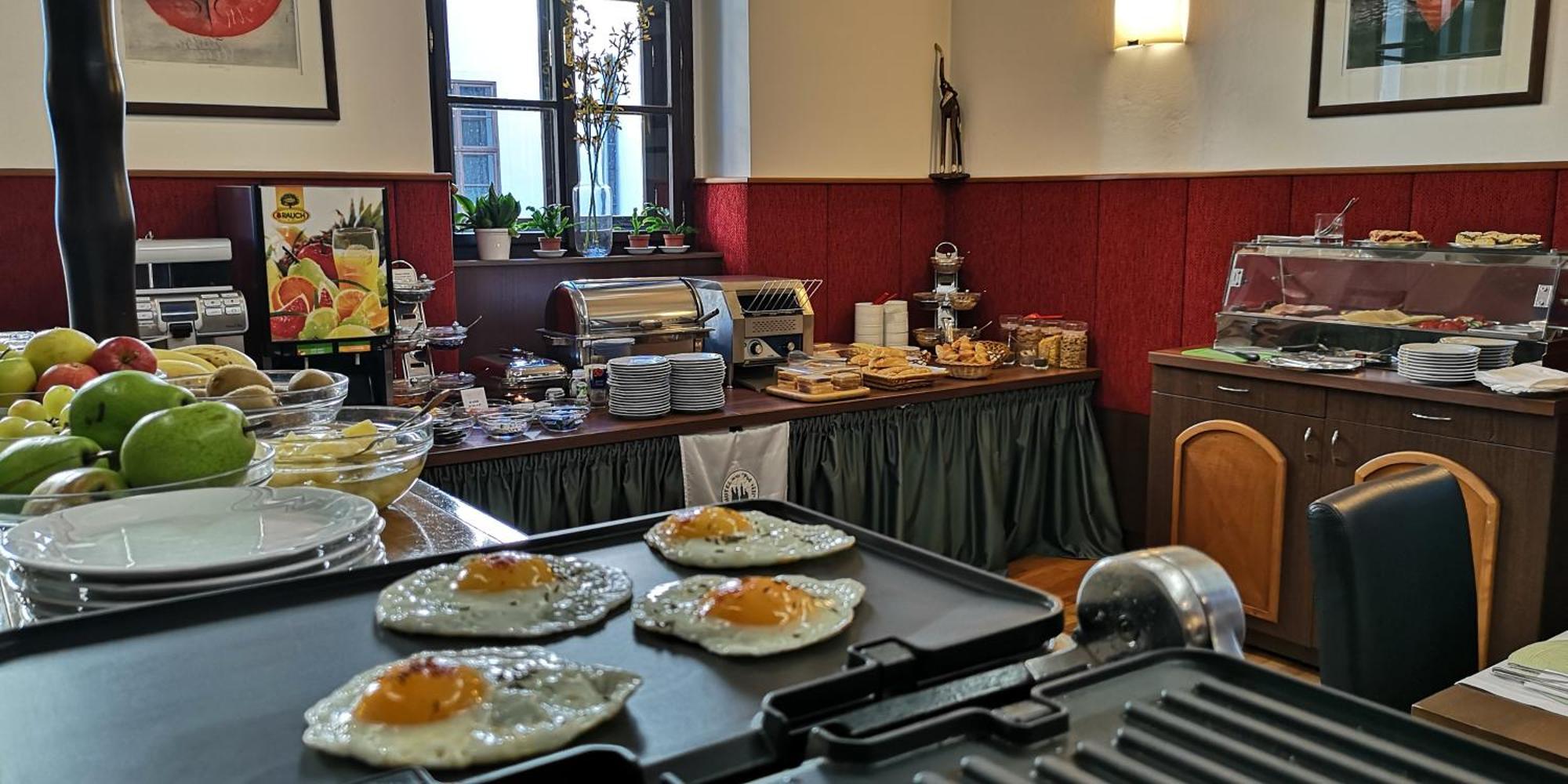 Vacek Pod Vezi Hotel 4*