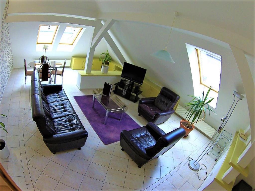 Vacek Pod Vezi Hotel
