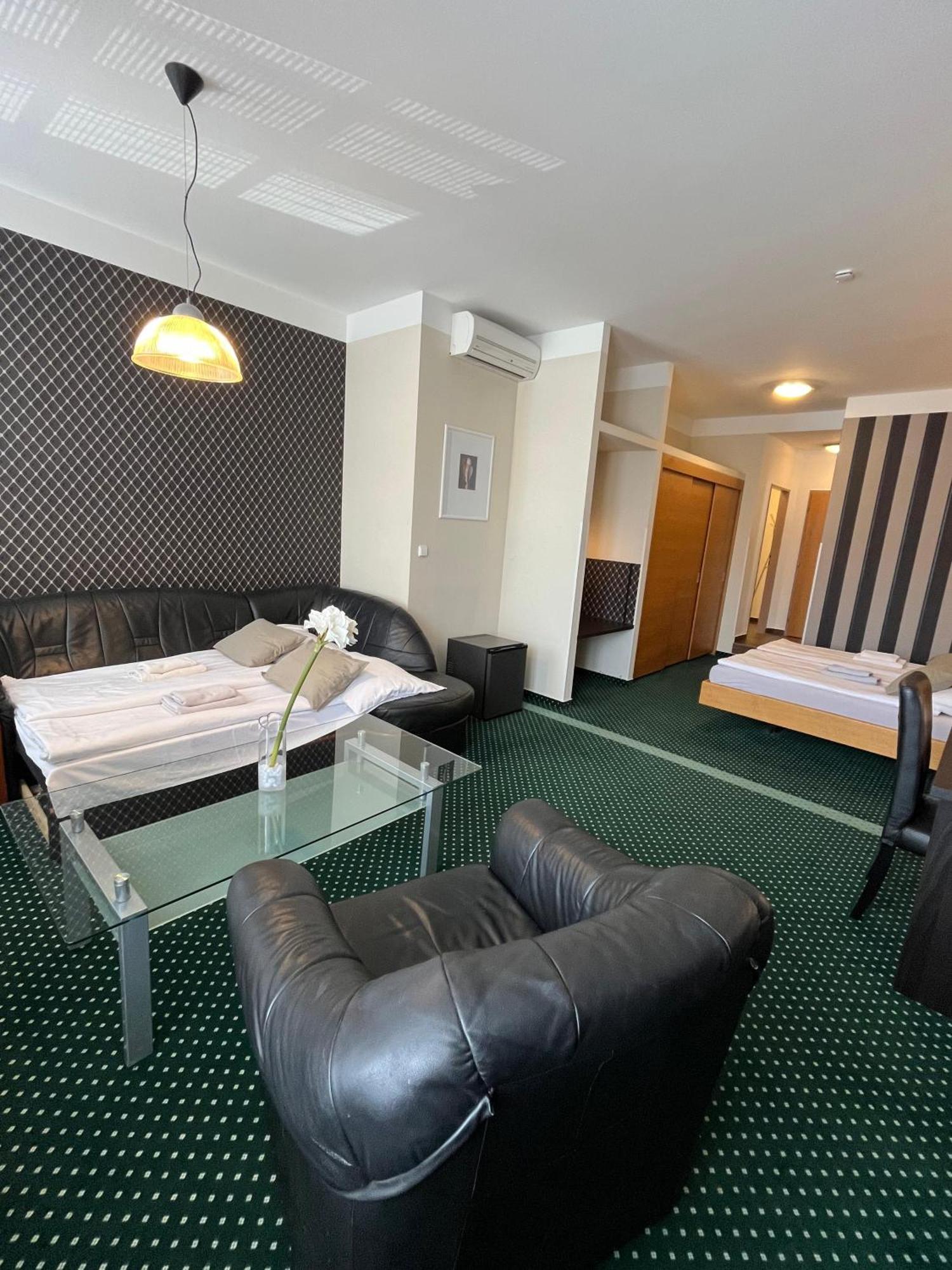 Vacek Pod Vezi 4* Hradec Králové