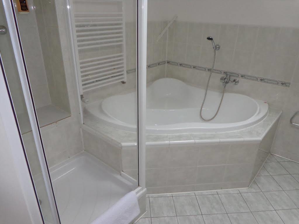 Vacek Pod Věží 4* Hradec Králové